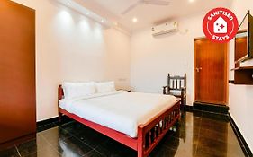 Spot On 39480 Vattekad Tourist Home Kochi India