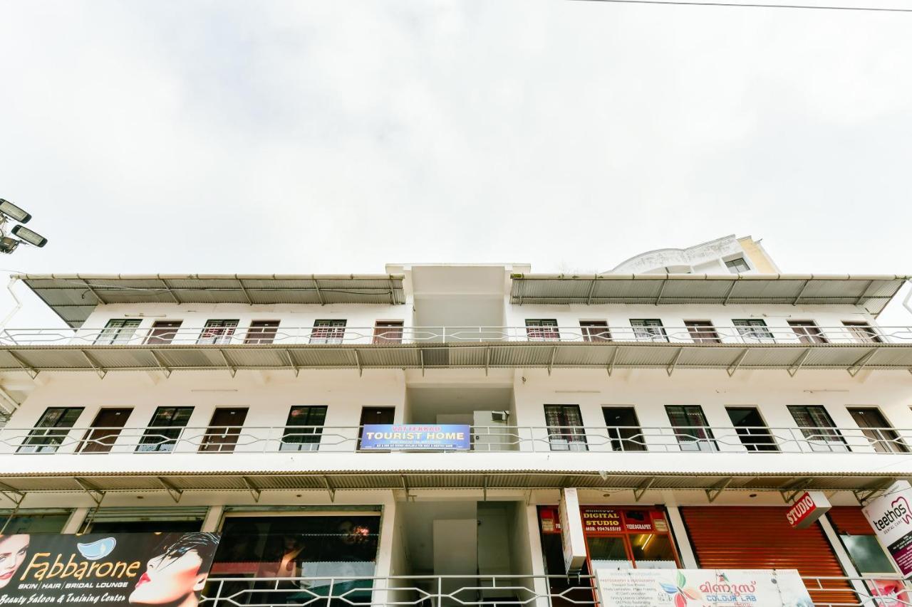 Spot On 39480 Vattekad Tourist Home Kakkanad Exterior photo